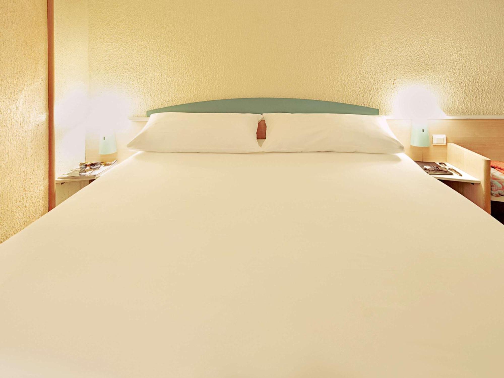 Ibis Ulm City Екстериор снимка
