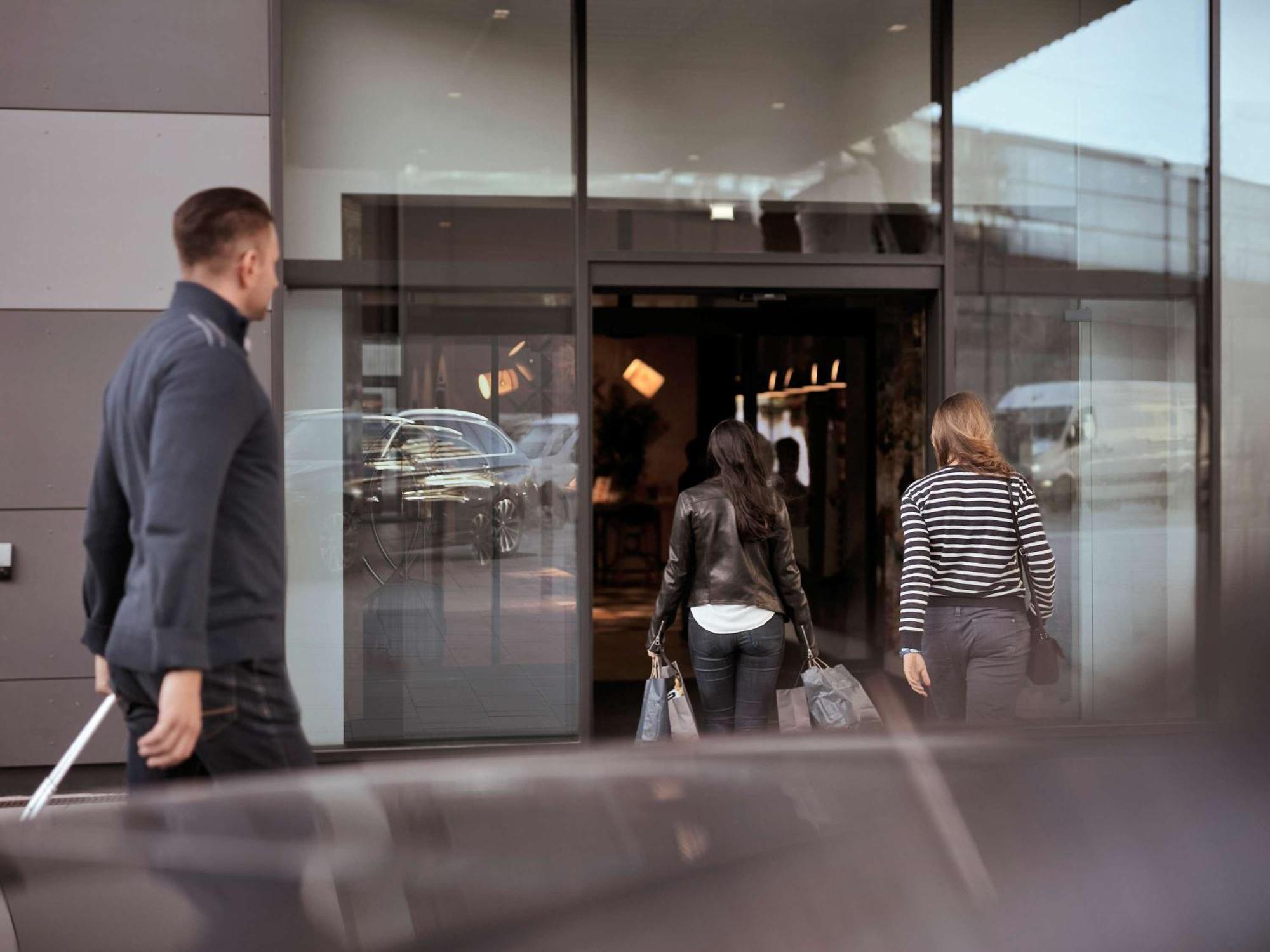 Ibis Ulm City Екстериор снимка