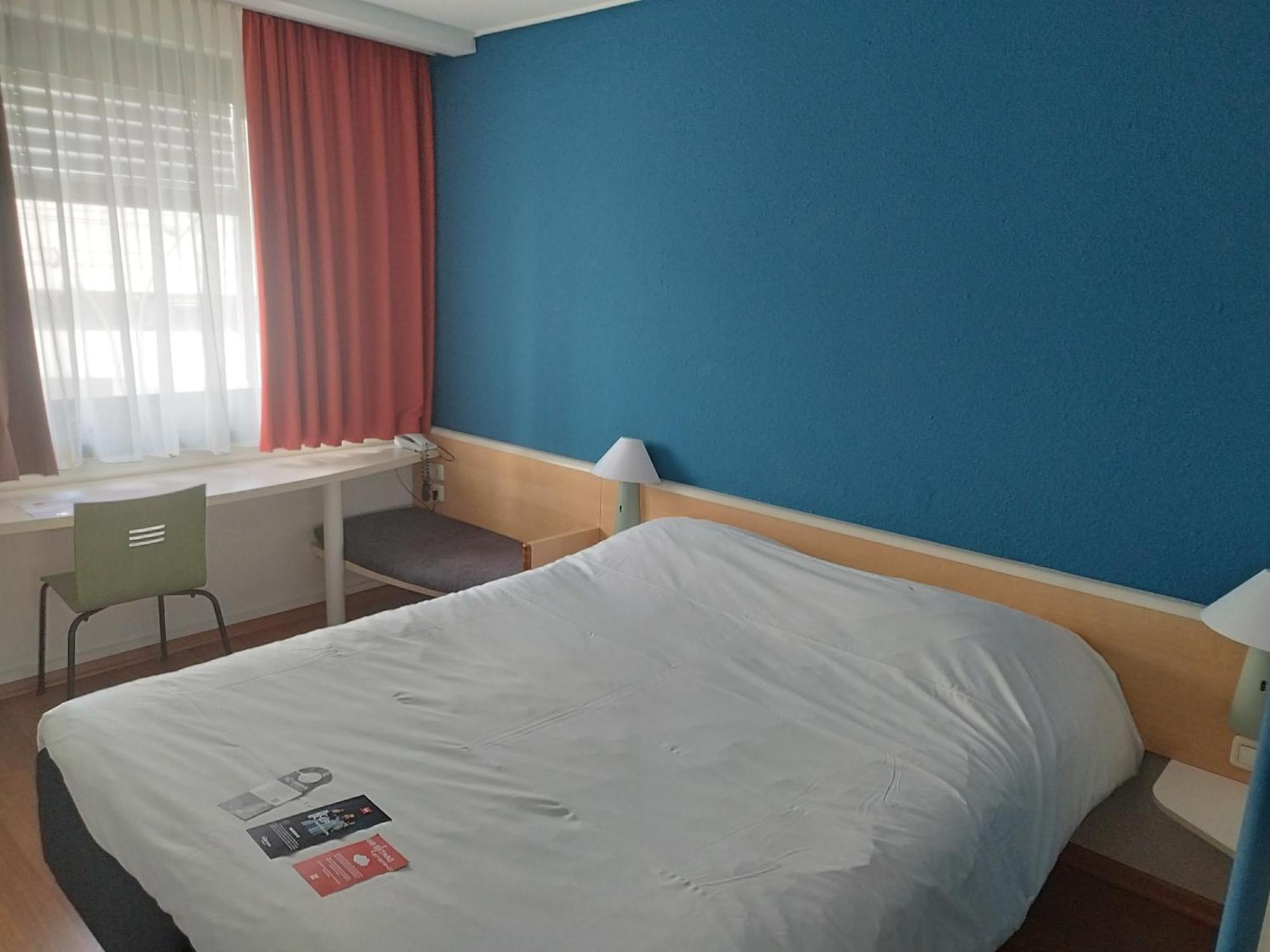 Ibis Ulm City Екстериор снимка