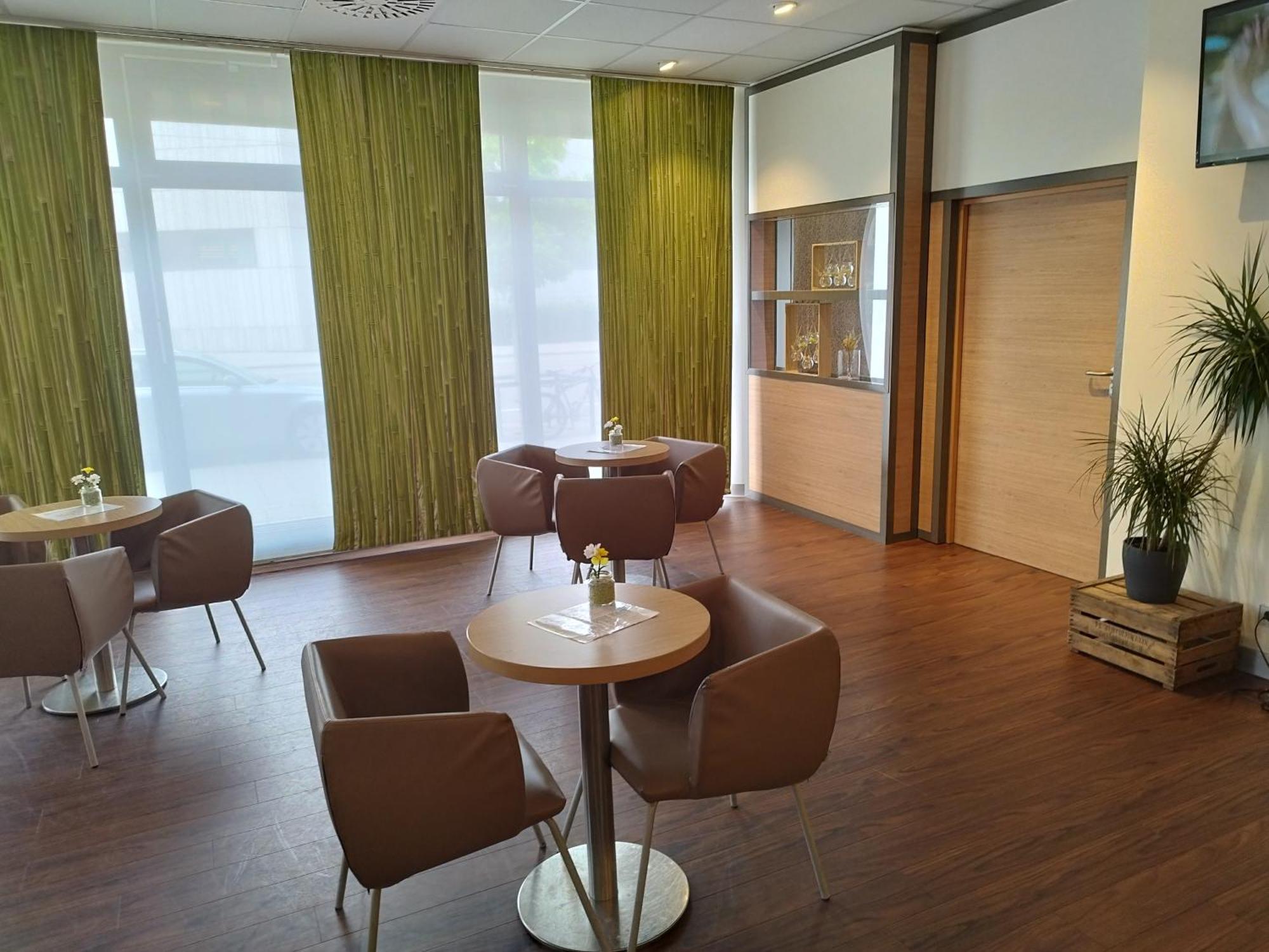Ibis Ulm City Екстериор снимка