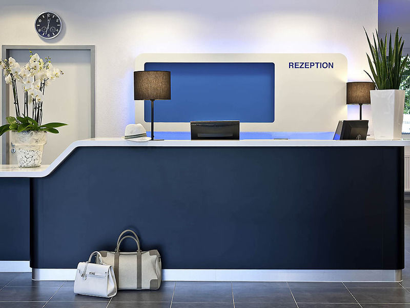 Ibis Ulm City Екстериор снимка