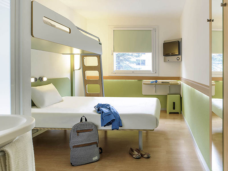 Ibis Ulm City Екстериор снимка