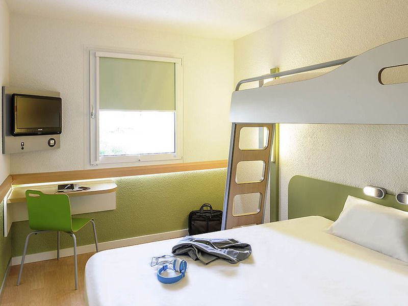 Ibis Ulm City Екстериор снимка